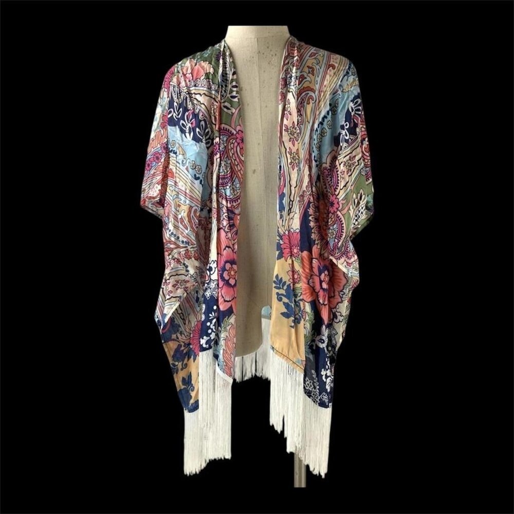 Chico's Silk Blend Fringe Kimono Wrap Womens Size S/M Floral Asian Inspired